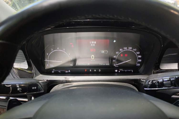Used Lincoln Corsair 2021 2.0T Two-Wheel Drive Deluxe Edition Odometer Close Up