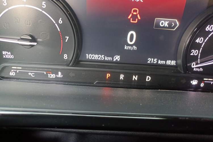 Used Lincoln Corsair 2021 2.0T Two-Wheel Drive Deluxe Edition Odometer Close Up