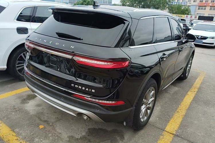 Used Lincoln Corsair 2021 2.0T Two-Wheel Drive Deluxe Edition Rear Right 45 Deg
