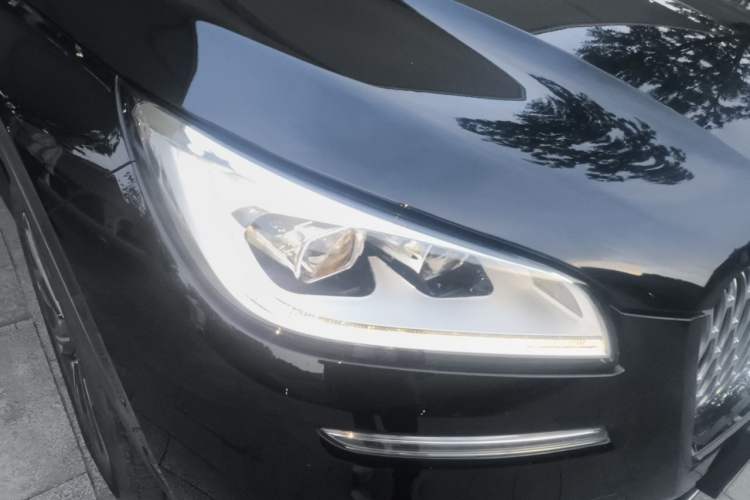 Used Lincoln Corsair 2021 2.0T Four-Wheel Drive Prestige Edition Right Front Headlight