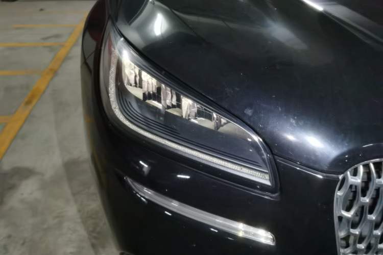 Used Lincoln Corsair 2021 2.0T Two-Wheel Drive Deluxe Edition Right Front Headlight