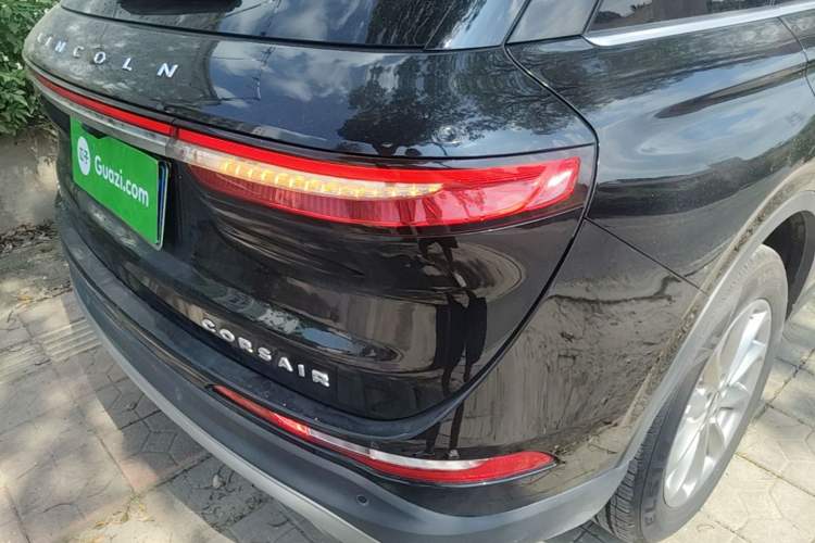Used Lincoln Corsair 2021 2.0T Two-Wheel Drive Deluxe Edition Right Rear Taillight