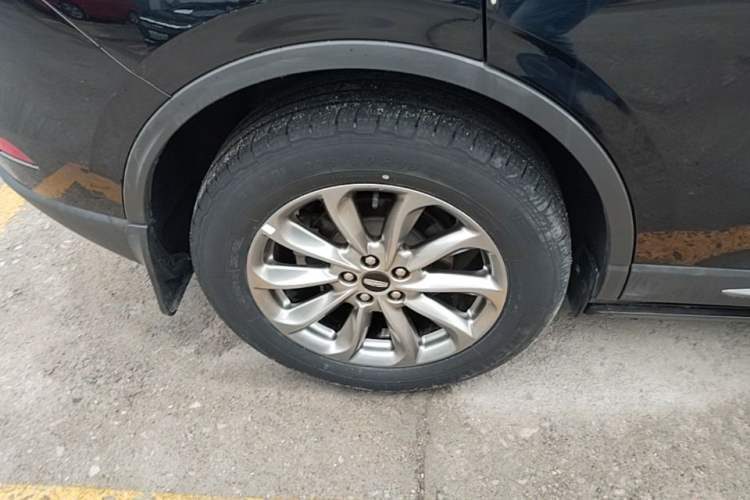 Used Lincoln Corsair 2021 2.0T Two-Wheel Drive Deluxe Edition Right Rear Wheel Hub