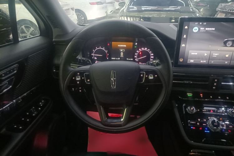 Used Lincoln Corsair 2021 2.0T Two-Wheel Drive Deluxe Edition Steering Wheel