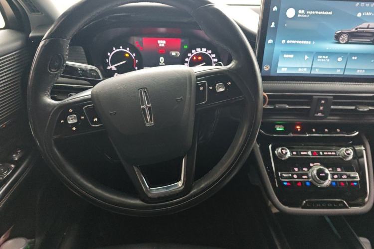 Used Lincoln Corsair 2021 2.0T Two-Wheel Drive Deluxe Edition Steering Wheel