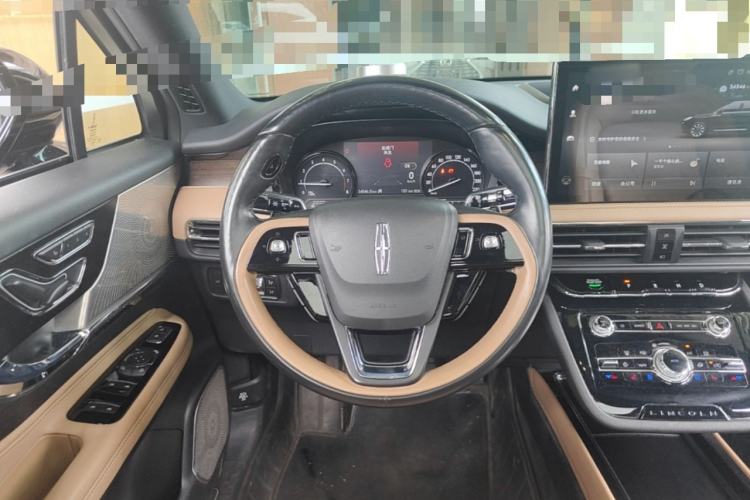 Used Lincoln Corsair 2021 2.0T Two-Wheel-Drive Luxury Edition Steering Wheel