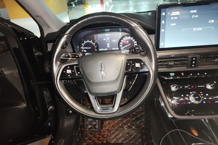 Used Lincoln Corsair 2021 2.0T Two-Wheel Drive Deluxe Edition Steering Wheel