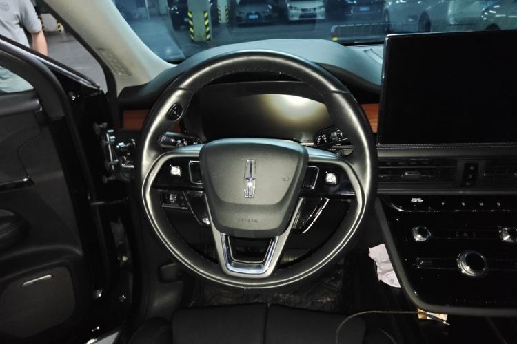 Used Lincoln Corsair 2021 2.0T Four-Wheel Drive Luxury Edition Steering Wheel