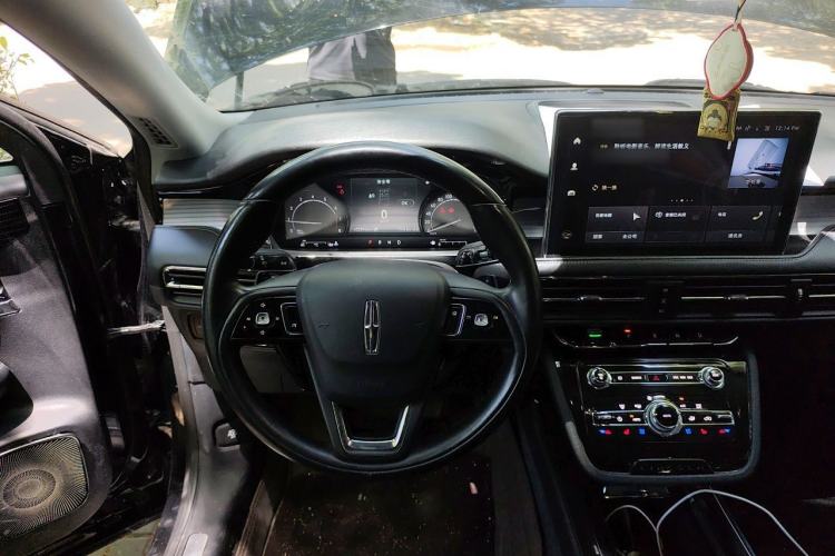 Used Lincoln Corsair 2021 2.0T Two-Wheel Drive Deluxe Edition Steering Wheel