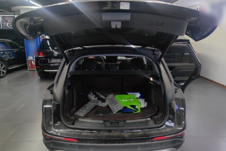 Used Lincoln Corsair 2021 2.0T Two-Wheel-Drive Luxury Edition Trunk