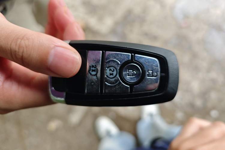 Used Lincoln Corsair 2021 2.0T Two-Wheel Drive Deluxe Edition Vehicle Key