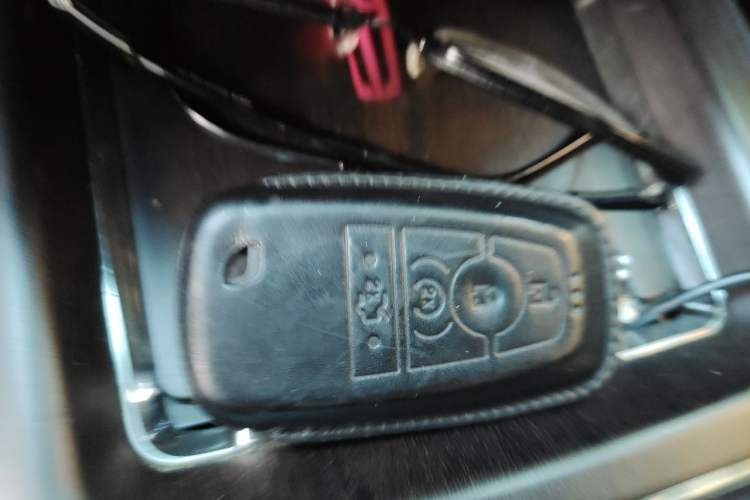 Used Lincoln Corsair 2021 2.0T Two-Wheel Drive Deluxe Edition Vehicle Key