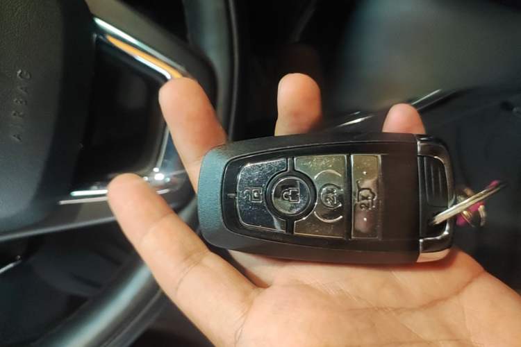 Used Lincoln Corsair 2021 2.0T Two-Wheel Drive Deluxe Edition Vehicle Key