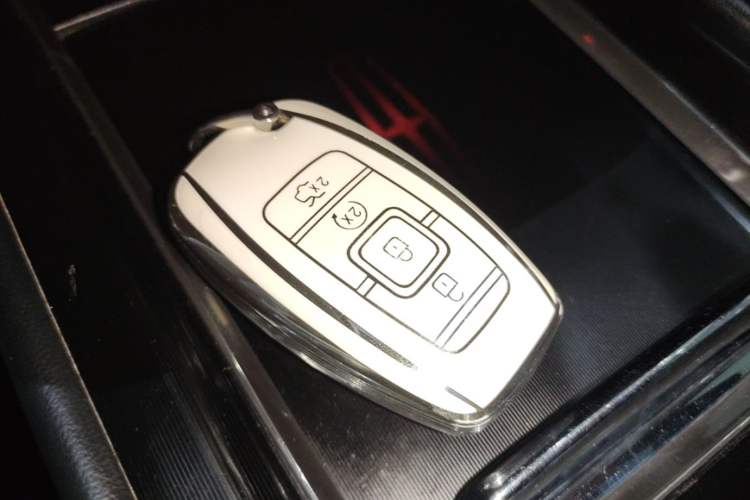 Used Lincoln Corsair 2021 2.0T Two-Wheel Drive Deluxe Edition Vehicle Key