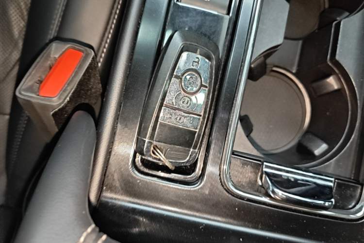 Used Lincoln Corsair 2021 2.0T Two-Wheel-Drive Luxury Edition Vehicle Key