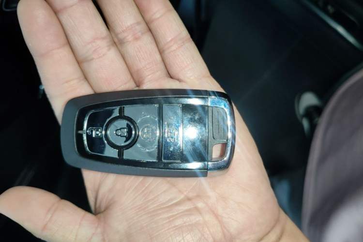 Used Lincoln Corsair 2021 2.0T Two-Wheel Drive Deluxe Edition Vehicle Key