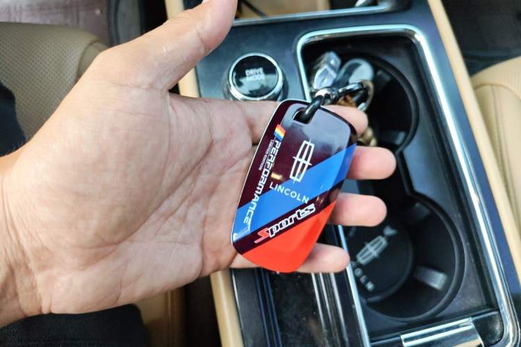 Used Lincoln Corsair 2021 2.0T Two-Wheel-Drive Luxury Edition Vehicle Key
