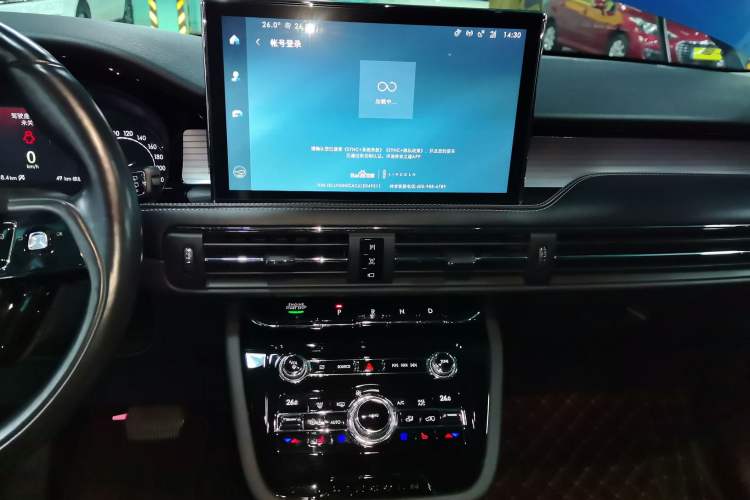 Used Lincoln Corsair 2021 2.0T Two-Wheel Drive Deluxe Edition Audio And AC Panel