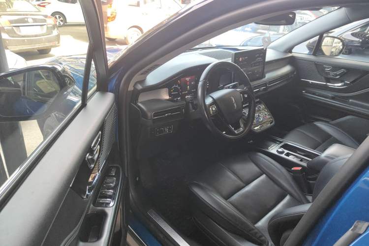Used Lincoln Corsair 2021 2.0T Two-Wheel Drive Deluxe Edition Driver Seat