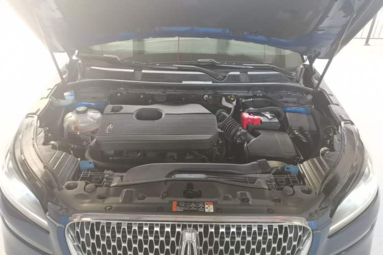 Used Lincoln Corsair 2021 2.0T Two-Wheel Drive Deluxe Edition Engine Bay