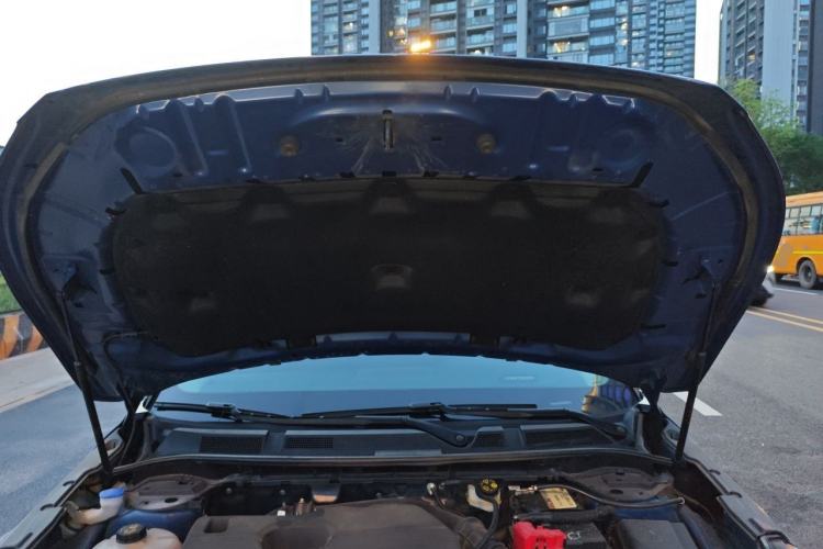 Used Lincoln Corsair 2021 2.0T Two-Wheel Drive Deluxe Edition Engine Bay