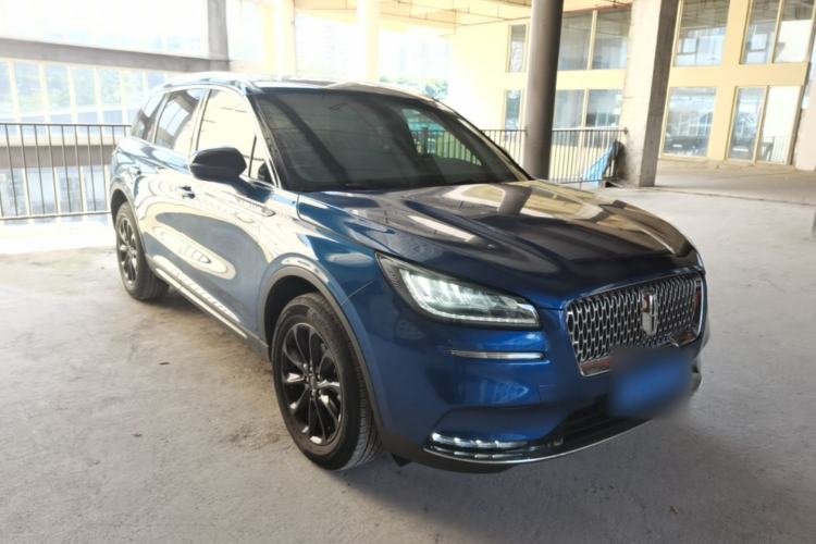 Used Lincoln Corsair 2021 2.0T Two-Wheel Drive Deluxe Edition Front Right 45 Deg