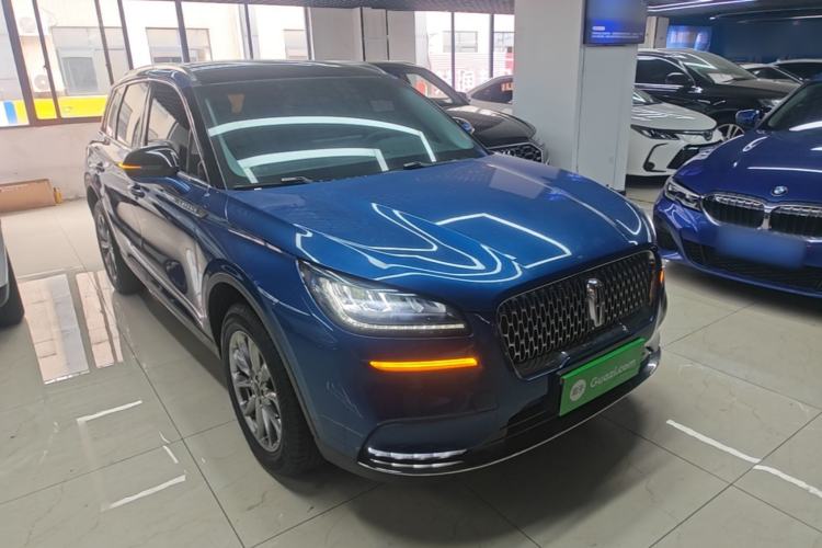 Used Lincoln Corsair 2021 2.0T Two-Wheel Drive Deluxe Edition Front Right 45 Deg