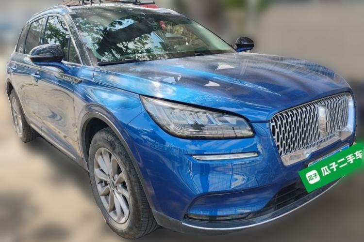 Used Lincoln Corsair 2021 2.0T Two-Wheel Drive Deluxe Edition Front Right 45 Deg
