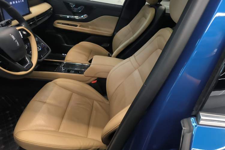 Used Lincoln Corsair 2021 2.0T Four-Wheel Drive Luxury Edition Left Front Seat