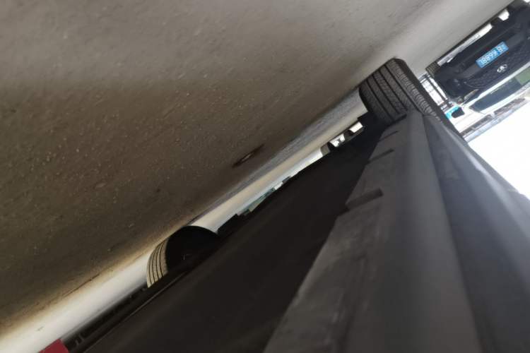 Used Lincoln Corsair 2021 2.0T Two-Wheel Drive Deluxe Edition Left Side Sill