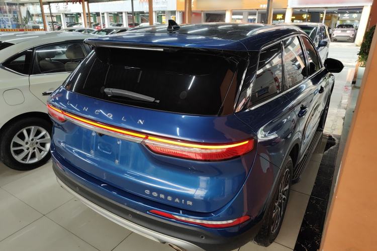 Used Lincoln Corsair 2021 2.0T Two-Wheel-Drive Luxury Edition Rear Right 45 Deg