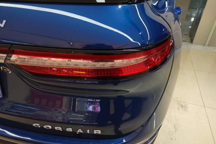 Used Lincoln Corsair 2021 2.0T Two-Wheel-Drive Luxury Edition Right Rear Taillight