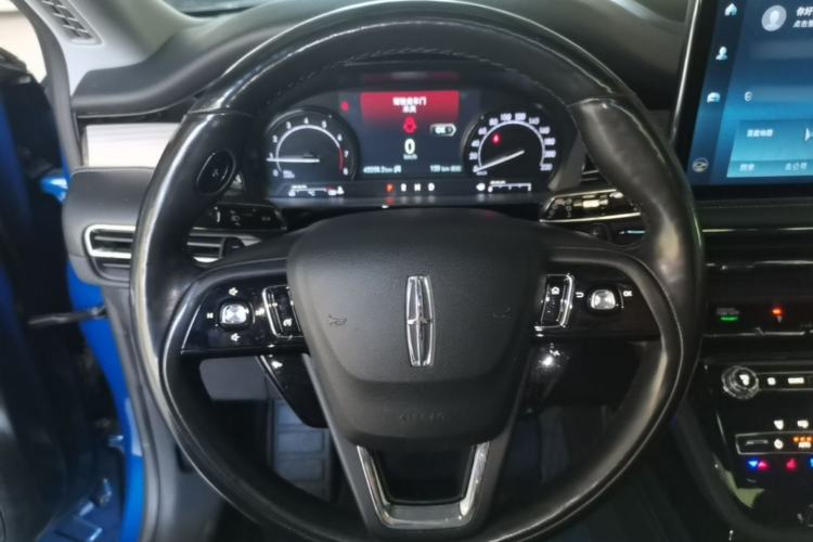 Used Lincoln Corsair 2021 2.0T Two-Wheel Drive Deluxe Edition Steering Wheel