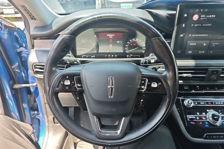 Used Lincoln Corsair 2021 2.0T Two-Wheel Drive Deluxe Edition Steering Wheel