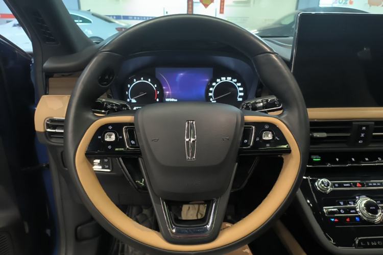 Used Lincoln Corsair 2021 2.0T Four-Wheel Drive Luxury Edition Steering Wheel
