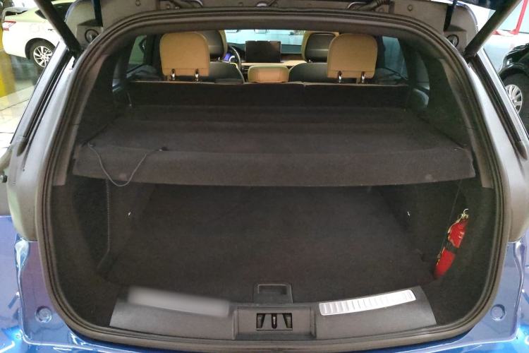 Used Lincoln Corsair 2021 2.0T Two-Wheel-Drive Luxury Edition Trunk