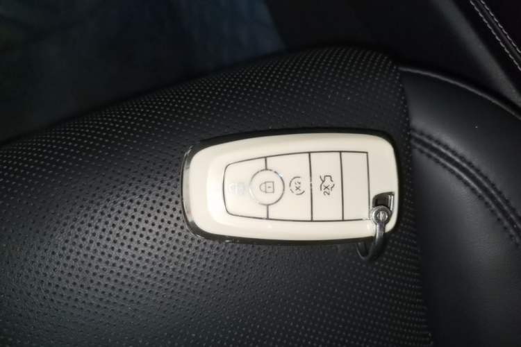 Used Lincoln Corsair 2021 2.0T Two-Wheel Drive Deluxe Edition Vehicle Key