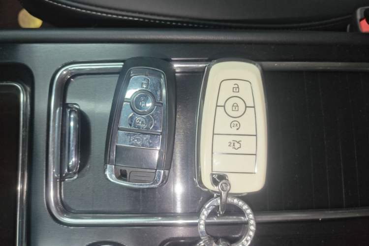 Used Lincoln Corsair 2021 2.0T Two-Wheel Drive Deluxe Edition Vehicle Key