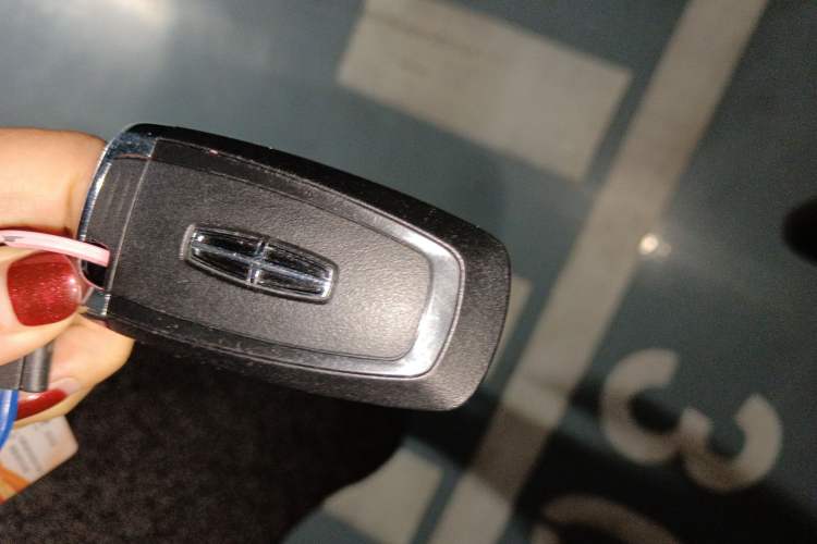 Used Lincoln Corsair 2021 2.0T Two-Wheel-Drive Luxury Edition Vehicle Key