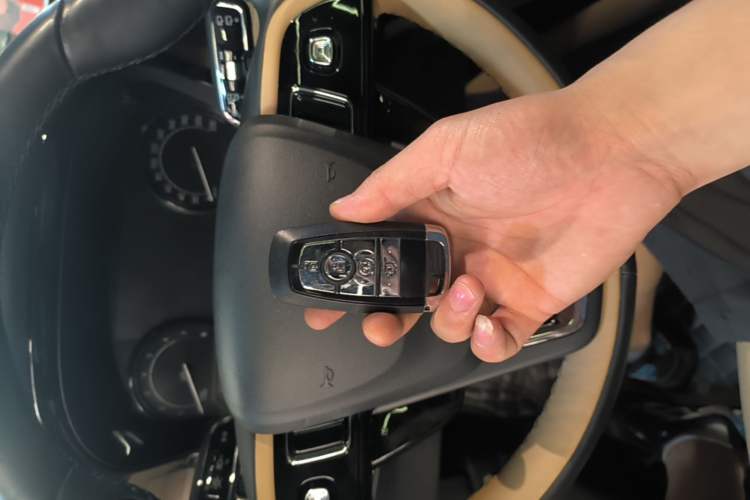 Used Lincoln Corsair 2021 2.0T Four-Wheel Drive Luxury Edition Vehicle Key