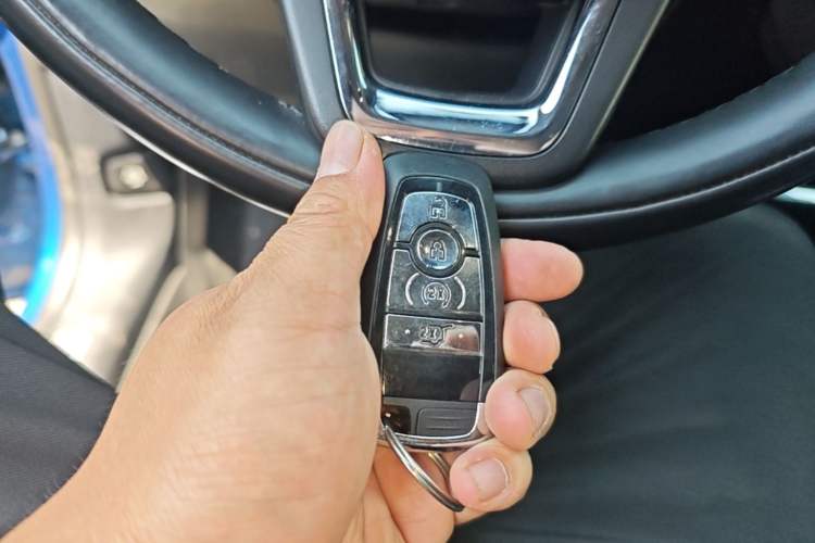Used Lincoln Corsair 2021 2.0T Two-Wheel Drive Deluxe Edition Vehicle Key