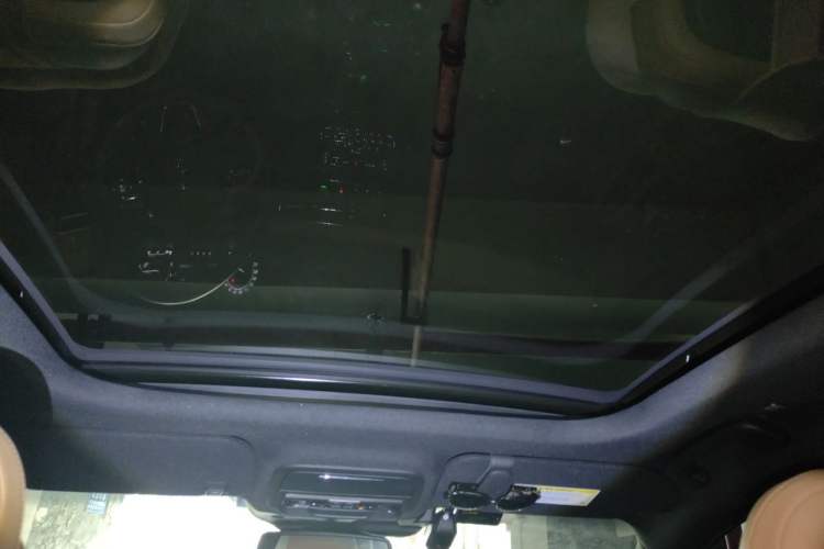 Used Lincoln Corsair 2021 2.0T Two-Wheel-Drive Luxury Edition Headliner