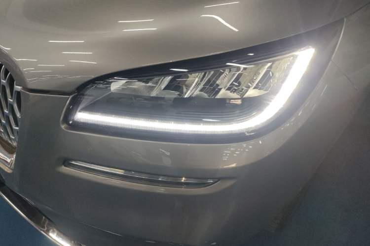 Used Lincoln Corsair 2021 2.0T Two-Wheel Drive Deluxe Edition Left Front Headlight