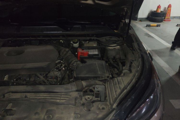 Used Lincoln Corsair 2021 2.0T Two-Wheel-Drive Luxury Edition Engine Bay Left