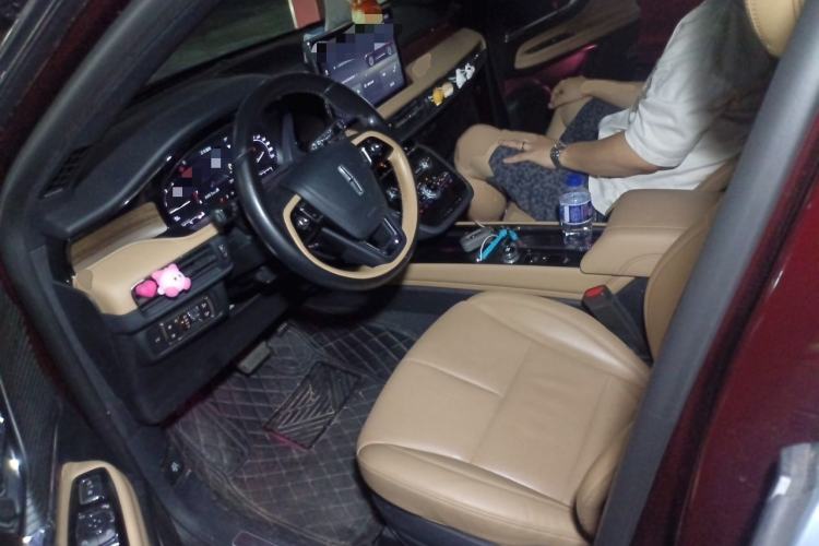Used Lincoln Corsair 2021 2.0T Two-Wheel-Drive Luxury Edition Left Front Seat