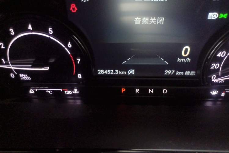 Used Lincoln Corsair 2021 2.0T Two-Wheel-Drive Luxury Edition Odometer Close Up