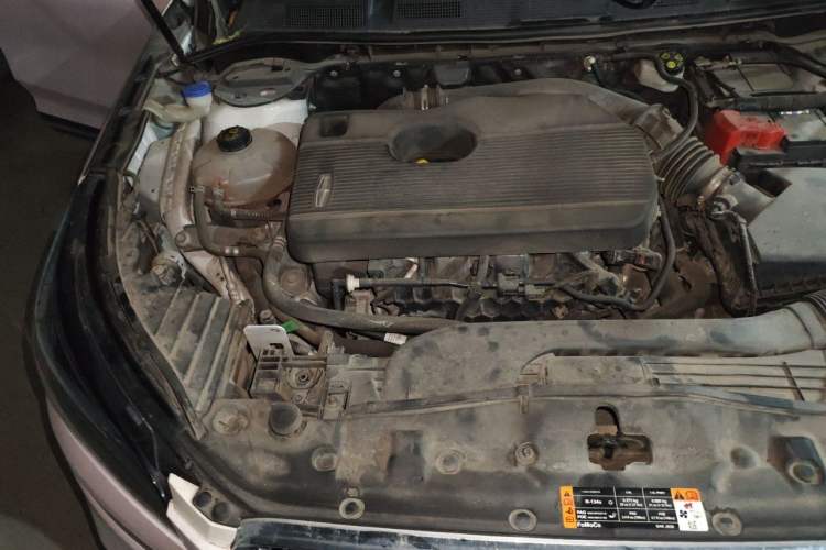 Used Lincoln Corsair 2021 2.0T Two-Wheel Drive Deluxe Edition Engine Bay Right