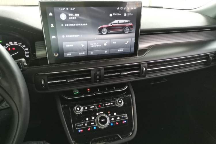 Used Lincoln Corsair 2021 2.0T Two-Wheel Drive Deluxe Edition Audio And AC Panel