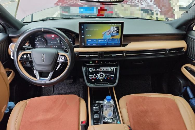 Used Lincoln Corsair 2021 2.0T Two-Wheel-Drive Luxury Edition Center Console