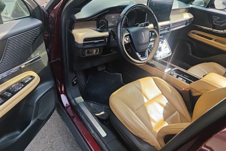 Used Lincoln Corsair 2021 2.0T Two-Wheel-Drive Luxury Edition Driver Seat